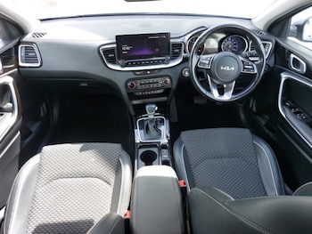 Used Kia Ceed 2024 for sale - 79569741: Photo