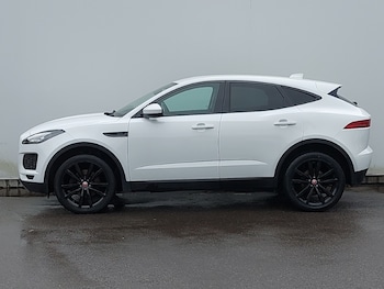 Used Jaguar E-Pace 2019 for sale - 76511646: Photo
