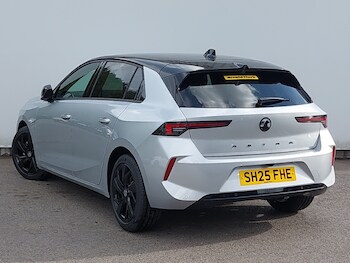 Used Vauxhall Astra 2025 for sale - 75900210: Photo