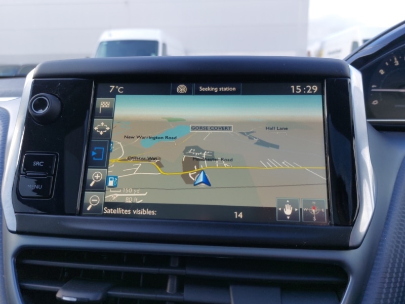 Used Peugeot 208 2015 for sale - 77881856: Photo 17