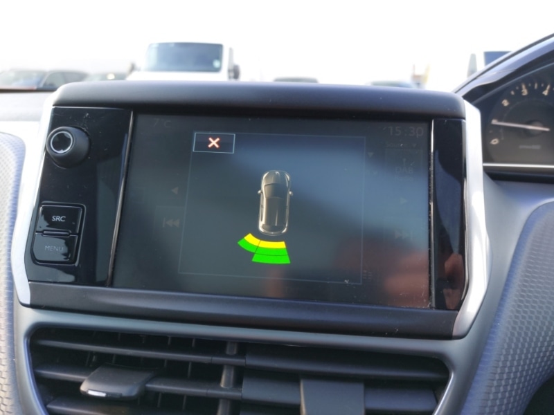 Used Peugeot 208 2015 for sale - 77881856: Photo 19