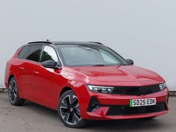 2025 - 115kW Ultimate 54kWh 5dr Auto