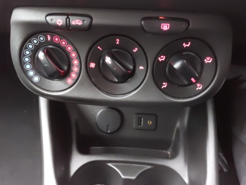 Used Vauxhall Corsa 2015 for sale - 77682515: Photo 19