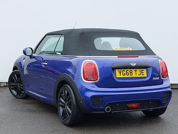 Used MINI Convertible 2019 for sale - 77410325: Photo