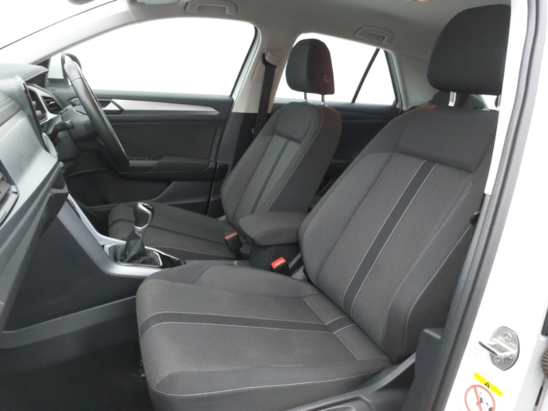 Used Volkswagen T-Roc 2023 for sale - 77419129: Photo 5