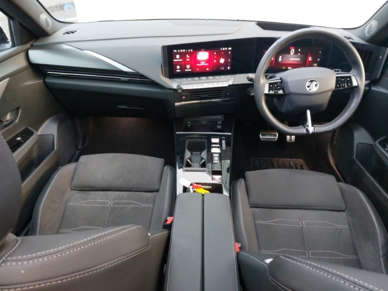 Used Vauxhall Astra 2024 for sale - 76911924: Photo 2