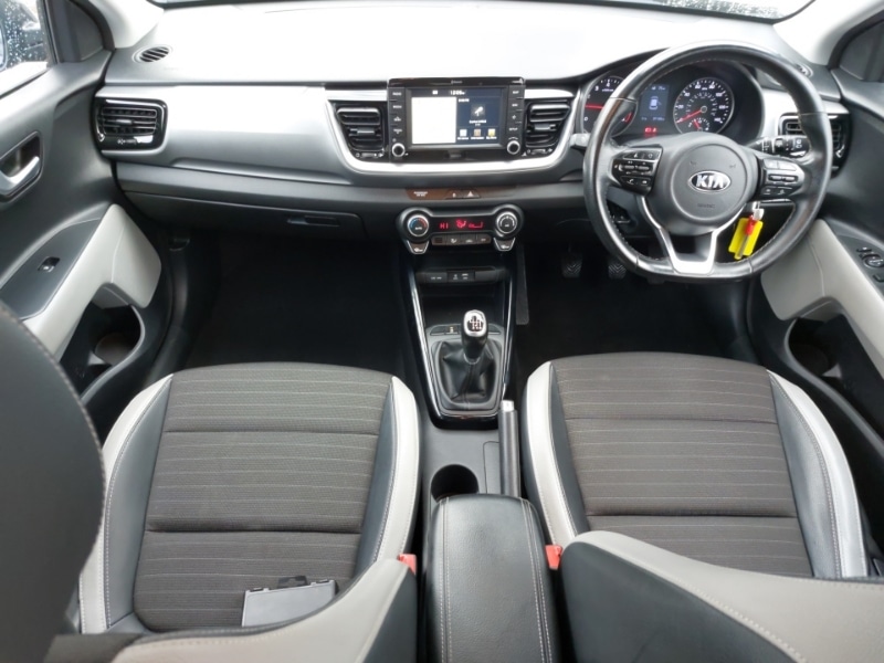 Used Kia Stonic 2019 for sale - 77004343: Photo 2