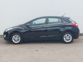 Used Hyundai i30 2015 for sale - 78921554: Photo