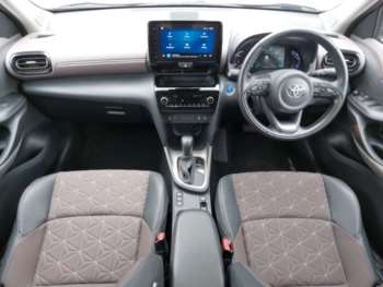 Used Toyota Yaris Cross 2022 for sale - 74731754: Photo