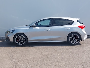 Used Ford Focus 2020 for sale - 79218124: Photo