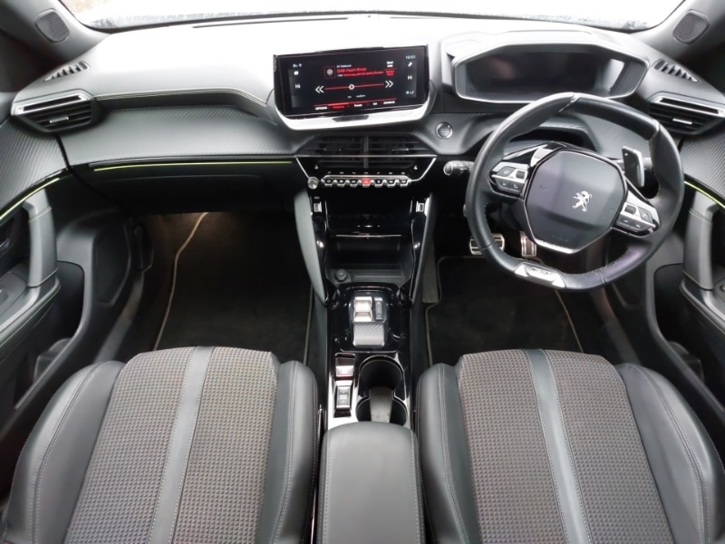 Used Peugeot 2008 2023 for sale - 76816165: Photo 2