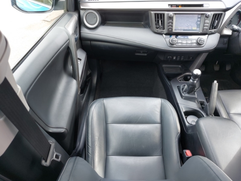 Used Toyota RAV4 2016 for sale - 78037201: Photo 10