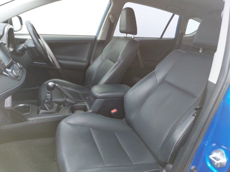 Used Toyota RAV4 2016 for sale - 78037201: Photo 5