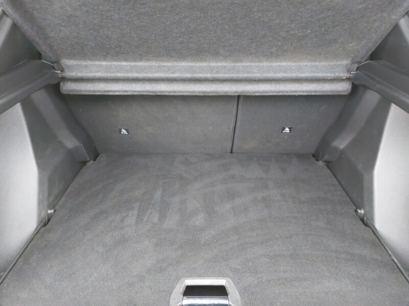 Used Peugeot 2008 2022 for sale - 77495221: Photo 8