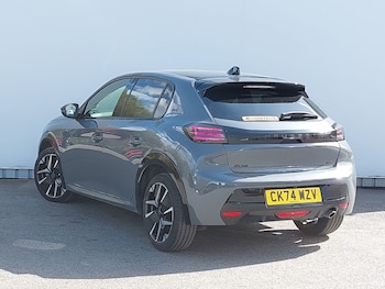 Used Peugeot 208 2024 for sale - 78230384: Photo