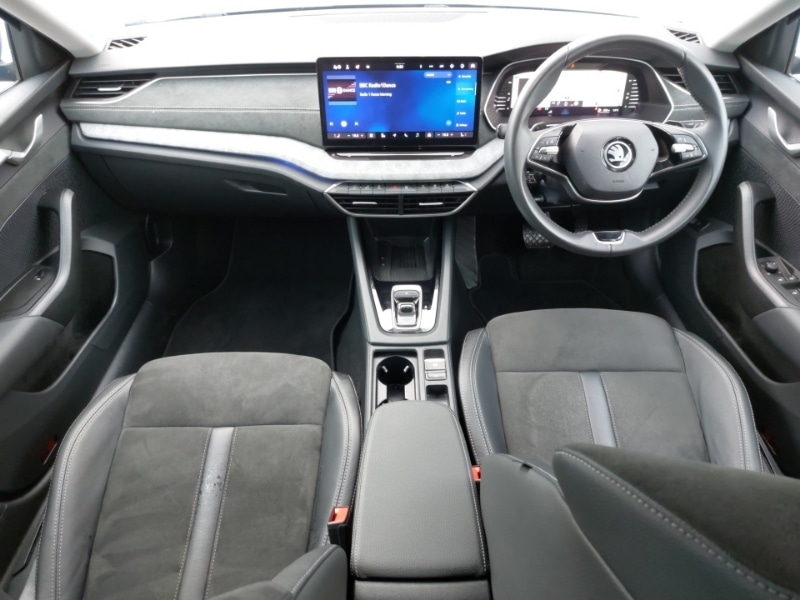 Used Skoda Octavia 2024 for sale - 77530685: Photo 2