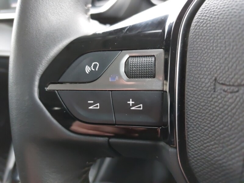 Used Peugeot 208 2020 for sale - 77454131: Photo 14