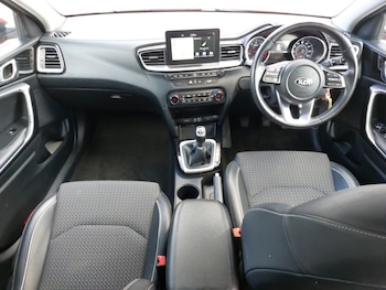 Used Kia Ceed 2018 for sale - 78225171: Photo