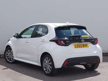 Used Toyota Yaris 2022 for sale - 75300418: Photo
