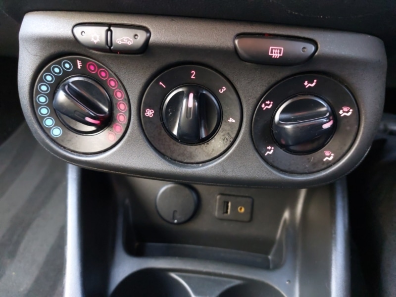 Used Vauxhall Corsa 2015 for sale - 77329789: Photo 19