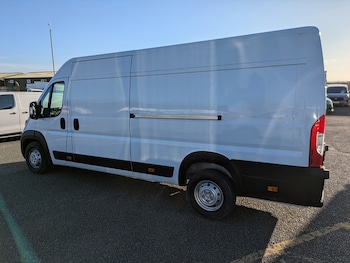 Used Peugeot Boxer 2023 for sale - 77937365: Photo