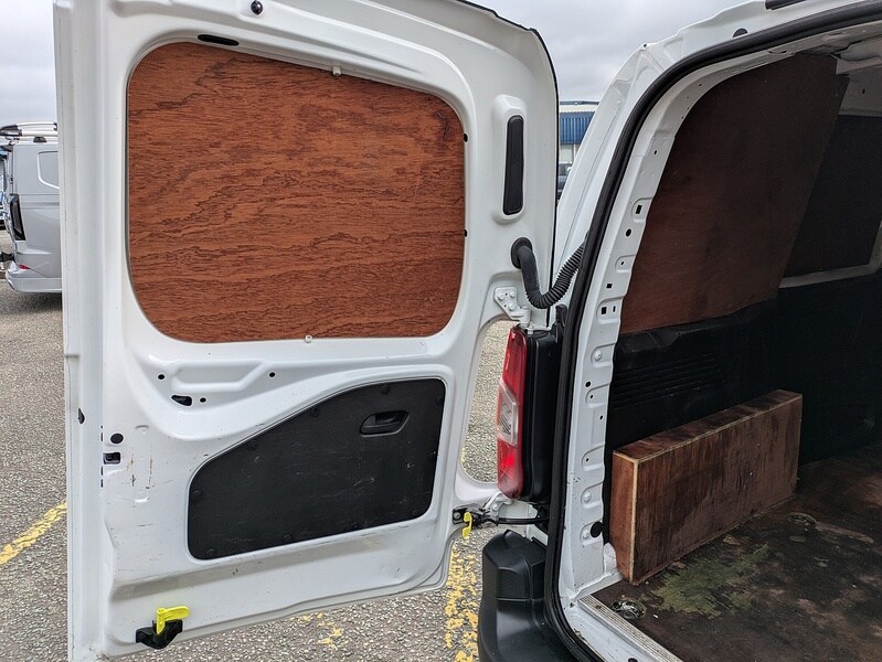 Used Vauxhall Combo 2022 for sale - 77937352: Photo 16