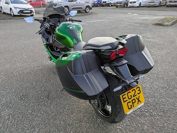 Used Kawasaki NINJA H2 SX 2023 for sale - bike-77937453: Photo