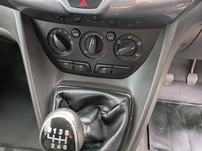 Used Ford Transit Connect 2016 for sale - 77937357: Photo 13