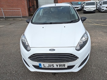 Used Ford Fiesta 2015 for sale - 78065130: Photo