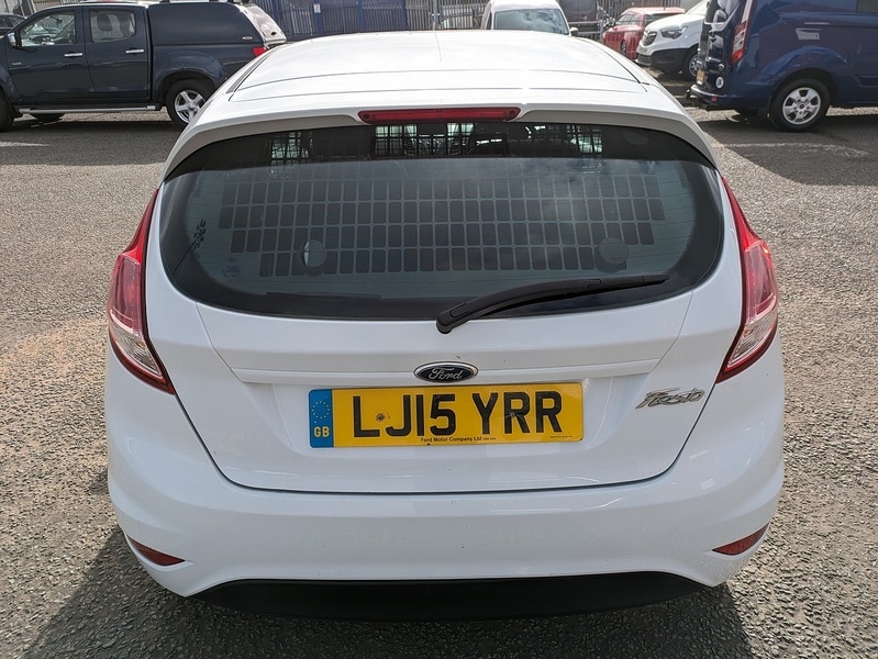 Used Ford Fiesta 2015 for sale - 78065130: Photo 6