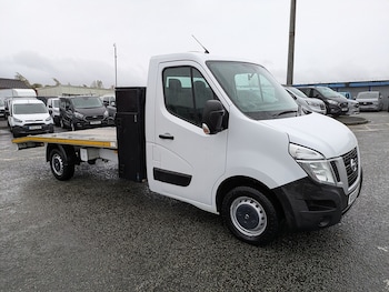Nissan NV400 feature image