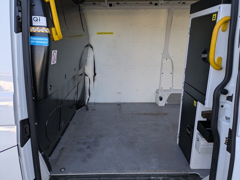 Used Volkswagen Transporter 2018 for sale - 77937437: Photo 11