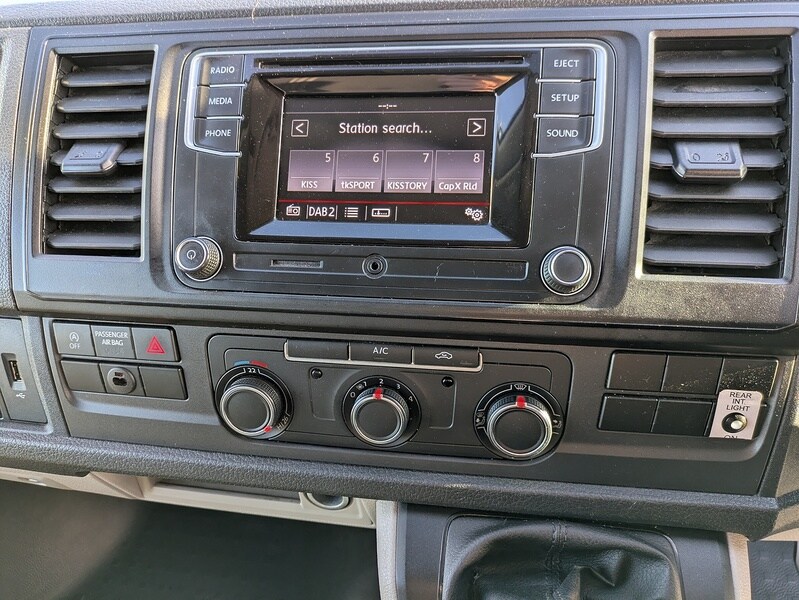 Used Volkswagen Transporter 2018 for sale - 77937437: Photo 18