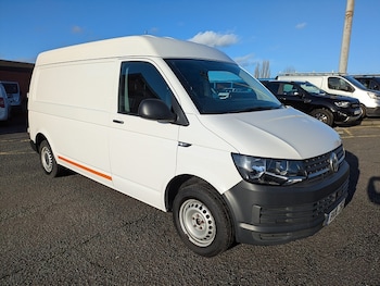 Used Volkswagen Transporter 2018 for sale - 77937437: Photo
