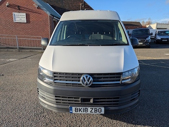 Used Volkswagen Transporter 2018 for sale - 77937437: Photo