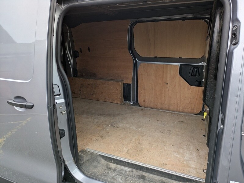 Used Peugeot Expert 2022 for sale - 77937353: Photo 18