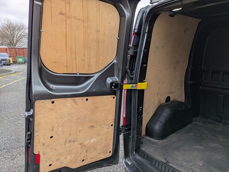 Used Ford Transit Custom for sale - 77937471: Photo 25