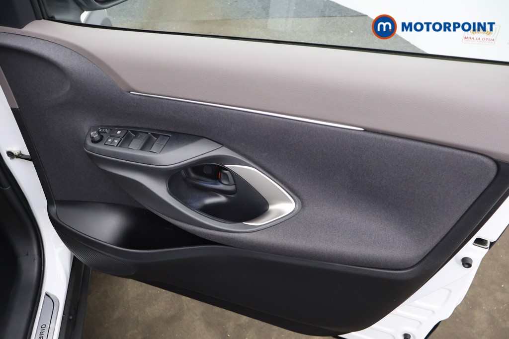 Used Toyota Yaris Cross 2023 for sale - 78001368: Photo 22