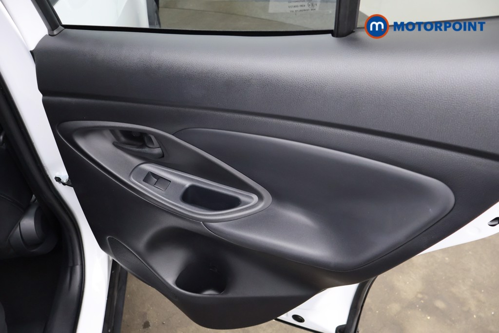 Used Toyota Yaris Cross 2023 for sale - 78001368: Photo 25