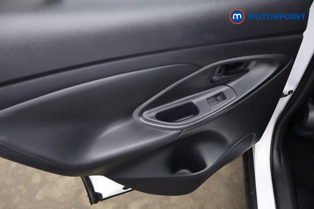 Used Toyota Yaris Cross 2023 for sale - 78001368: Photo 28