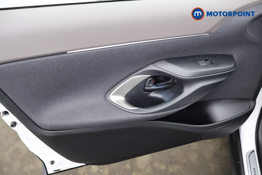 Used Toyota Yaris Cross 2023 for sale - 78001368: Photo 30