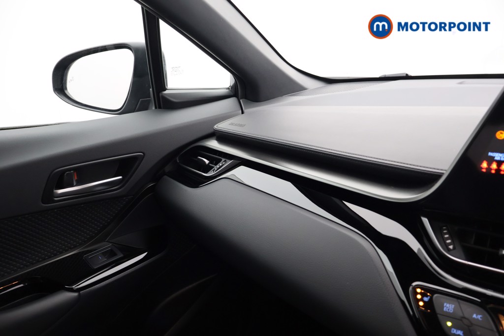 Used Toyota C-HR for sale - 76735920: Photo 19