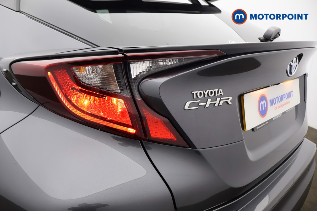 Used Toyota C-HR for sale - 76735920: Photo 32