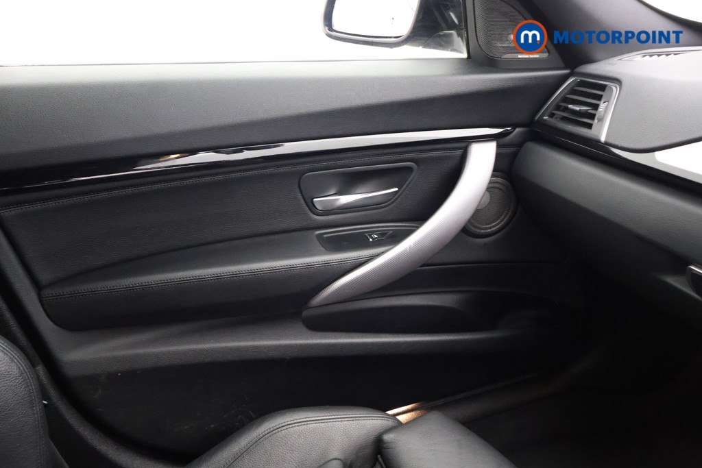 Used BMW 3 Series 2019 for sale - 76972238: Photo 19