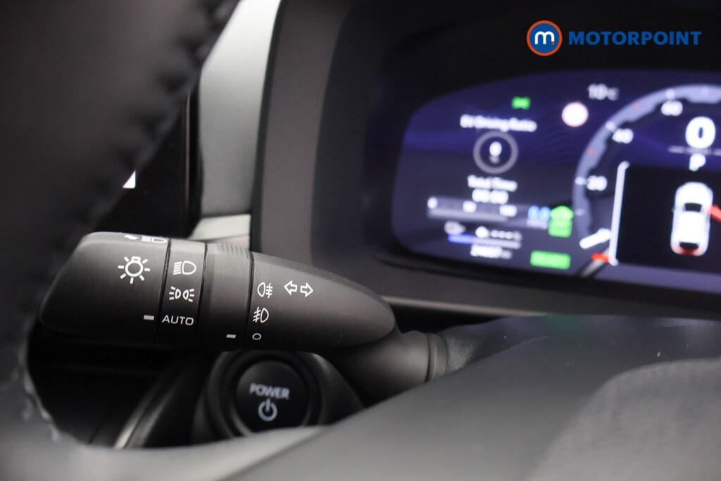 Used Toyota C-HR 2024 for sale - 77888950: Photo 13