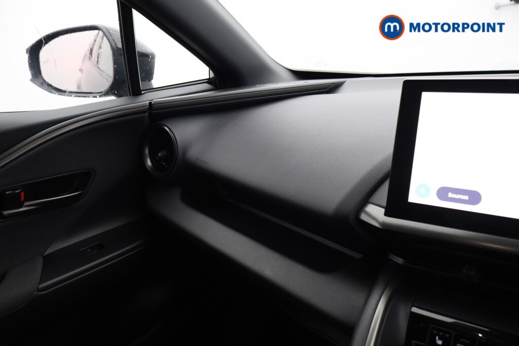 Used Toyota C-HR 2024 for sale - 77888950: Photo 17