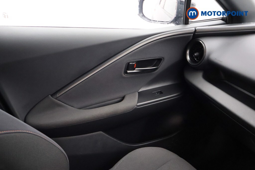 Used Toyota C-HR 2024 for sale - 77888950: Photo 18