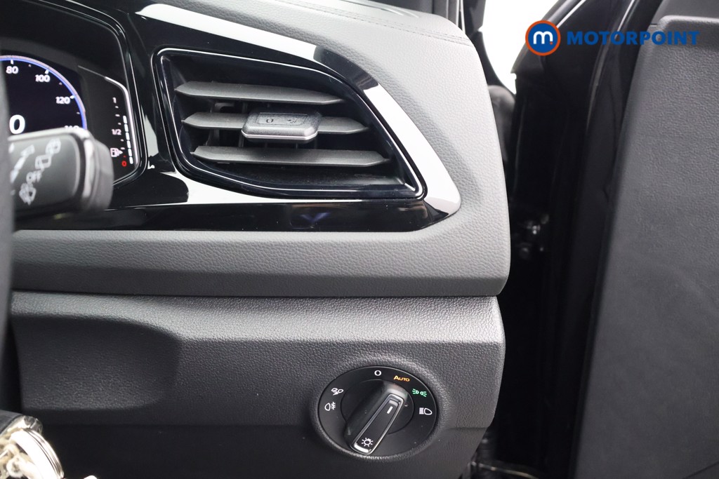 Used Volkswagen T-Roc 2025 for sale - 77519906: Photo 15