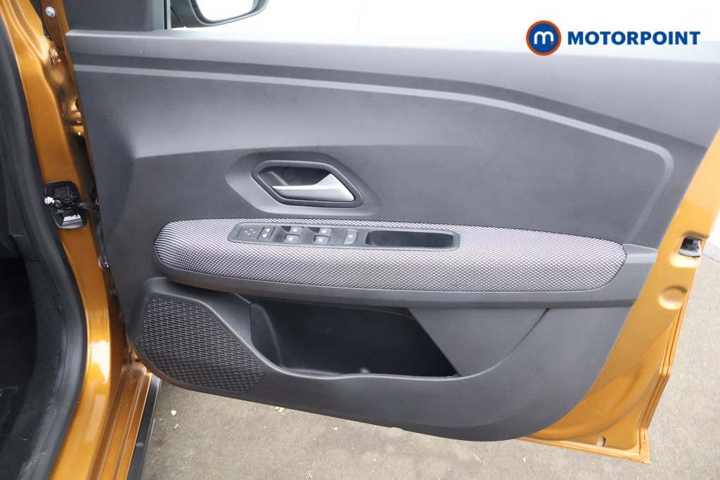 Used Dacia Sandero Stepway 2023 for sale - 76685109: Photo 18
