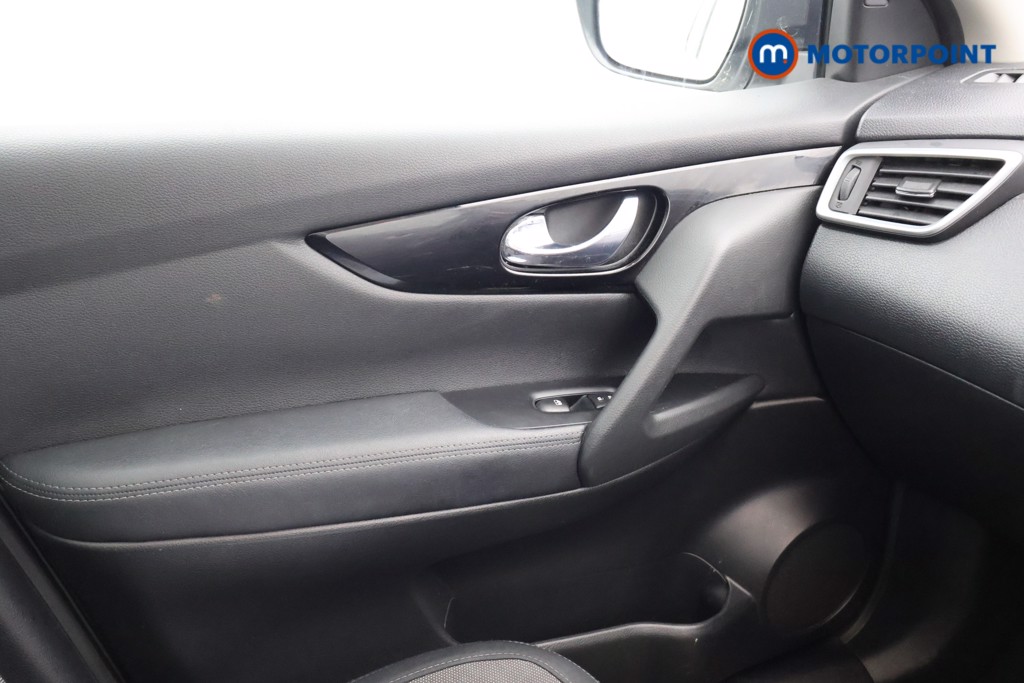 Used Nissan Qashqai for sale - 77023619: Photo 19